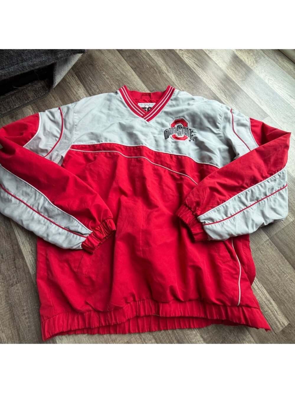 Ohio State Buckeyes Red & Gray V-Neck Pullover Jacket Large